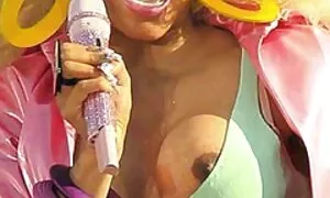 നിക്കി മിനാജ് സെലിബ് ...